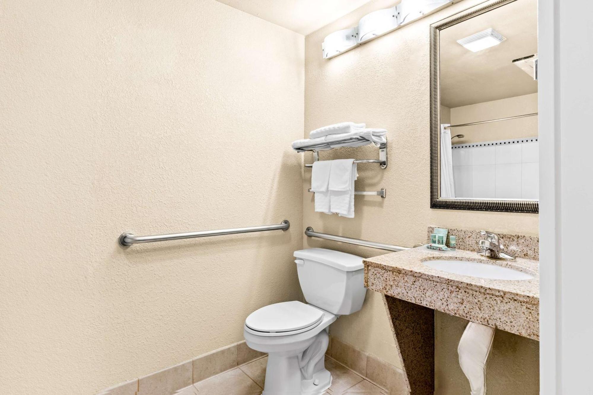 דולות' Best Western Gwinnett Center מראה חיצוני תמונה