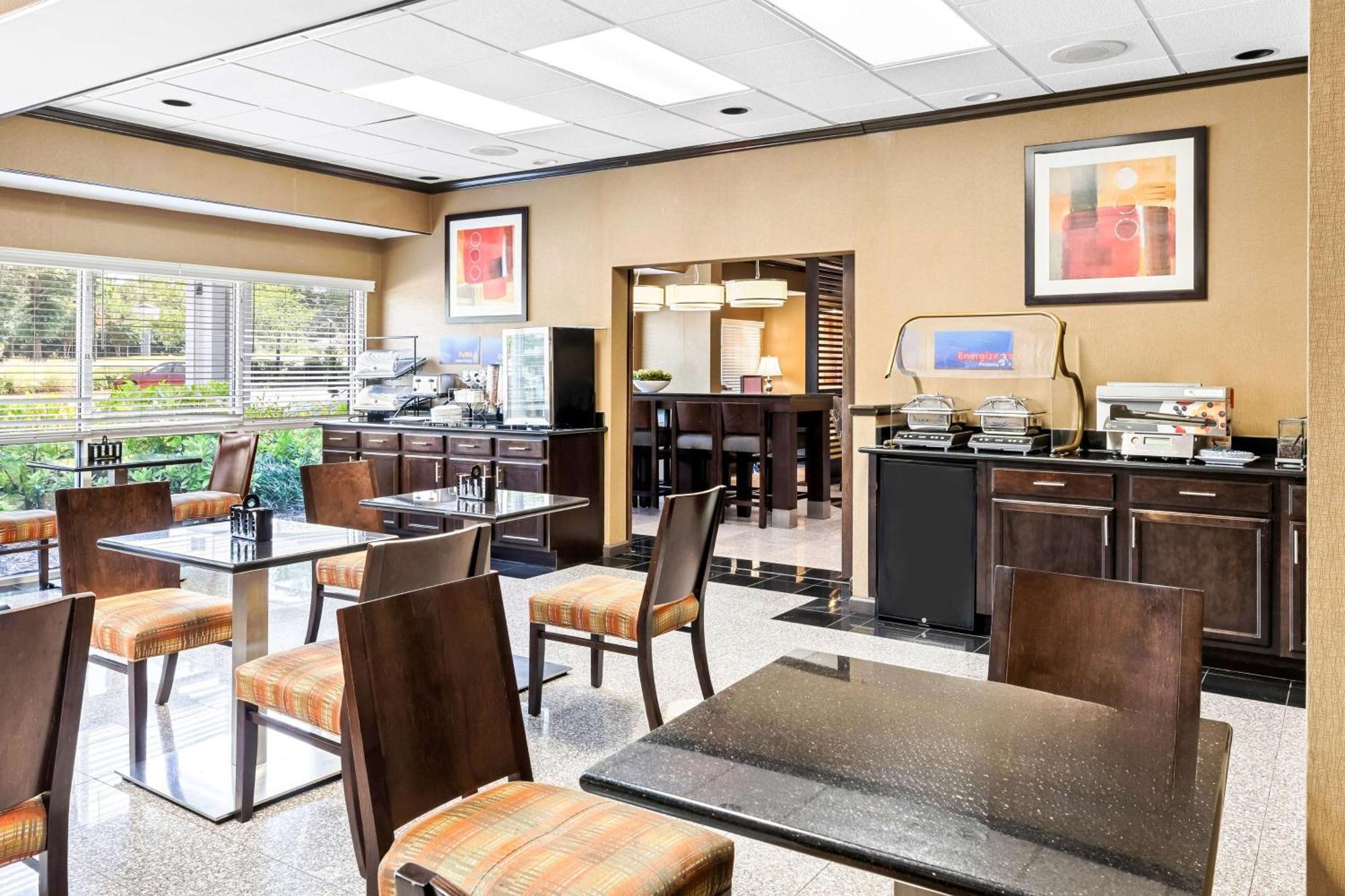 דולות' Best Western Gwinnett Center מראה חיצוני תמונה